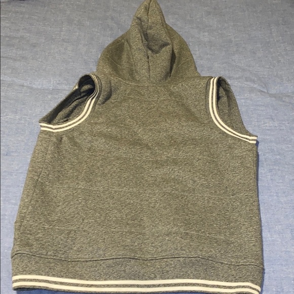 Boy’s Polo Vest - Picture 2 of 9